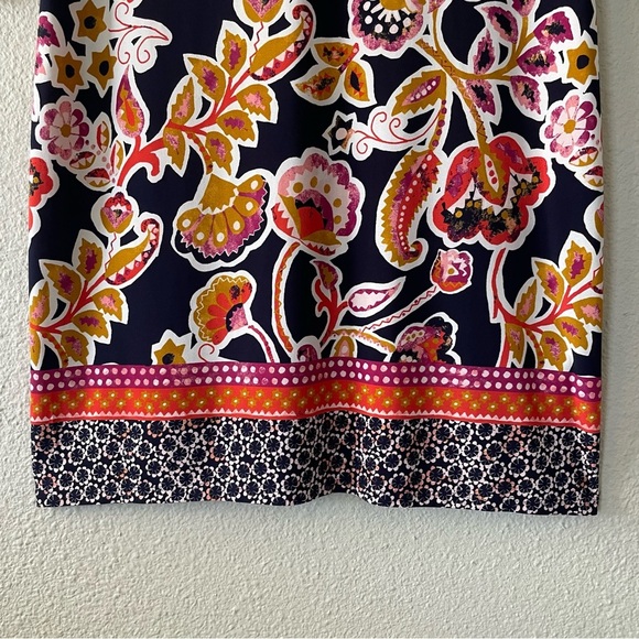 Donna Morgan Sleek Shift Dress Women’s 14 Floral Print V Neck 3/4 Sleeve Slinky - Picture 8 of 14